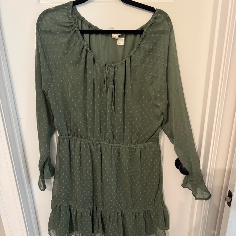 Green  Long Sleeve Dress